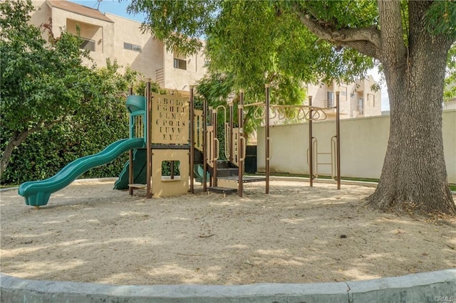 18611 Collins St Unit E33, Tarzana, CA 91356 - photo 10