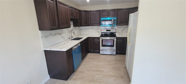 18611 Collins St Unit E33, Tarzana, CA 91356 - photo 4