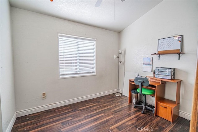 20073 Edgewater Dr, Canyon Country, CA 91351 - photo 11