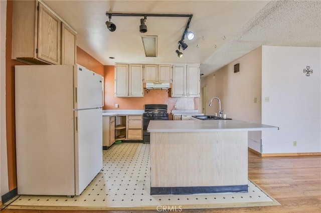 1208 S White Ave, Compton, CA 90221 - photo 7