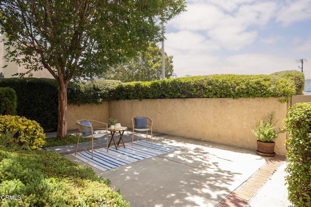 6487 Pitcairn St, Cypress, CA 90630 - photo 2