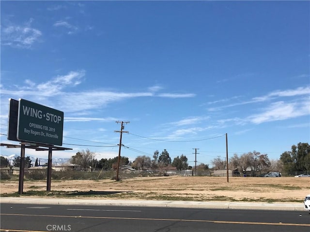 15283 Cholame Rd, Victorville, CA 92392 - photo 10
