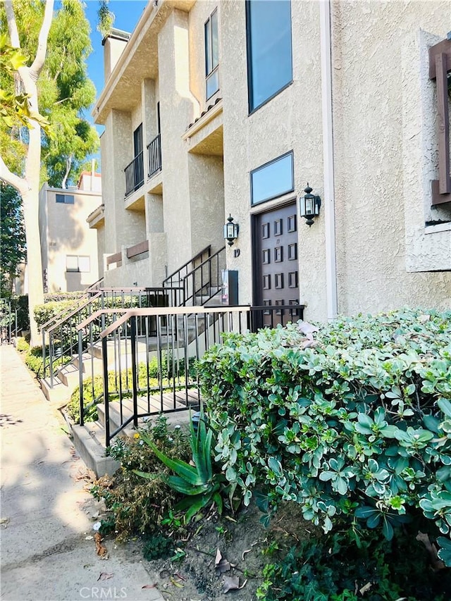 18958 Sherman Way Unit 19, Reseda, CA 91335 - photo 1