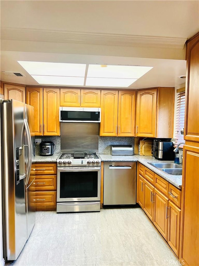 18958 Sherman Way Unit 19, Reseda, CA 91335 - photo 5