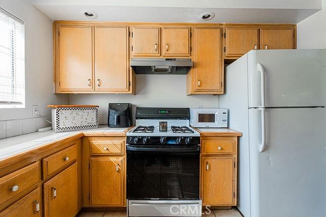 2621 S Montego Unit D, Ontario, CA 91761 - photo 8