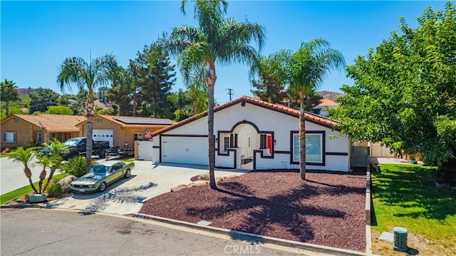 30782 Long Point Dr, Canyon Lake, CA 92587 - photo 1