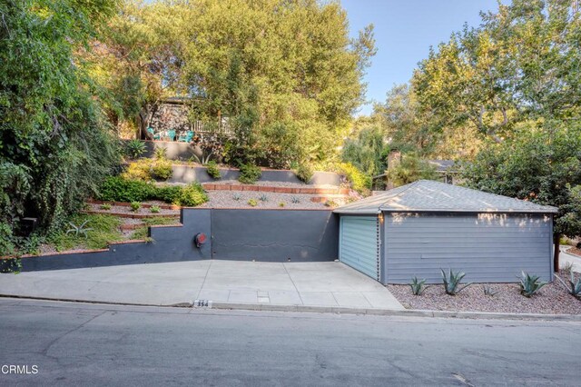 354 Glenullen Dr, Pasadena, CA 91105 - photo 29