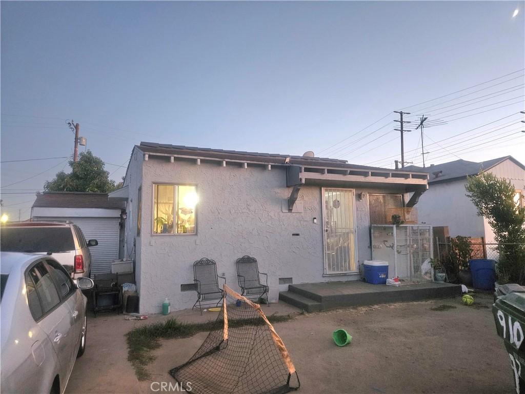 910 E 93rd St, Los Angeles, CA 90002 - photo 1