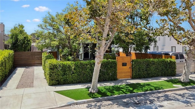 8741 Dalton Ave, Los Angeles, CA 90047 - photo 3