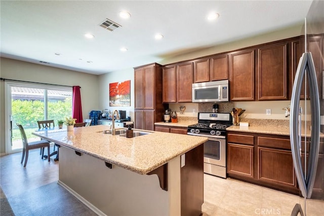 3411 Arrowhead Ct, Rosamond, CA 93560 - photo 9
