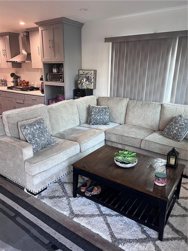 1814E 109th St, Los Angeles, CA 90059 - photo 3
