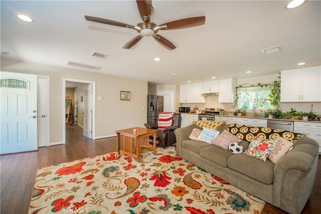 2641 Centennial Cir, Corona, CA 92882 - photo 55