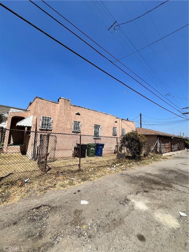 317 W 107th St, Los Angeles, CA 90003 - photo 3