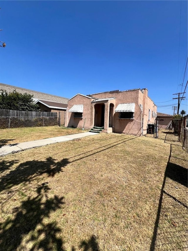 317 W 107th St, Los Angeles, CA 90003 - photo 2