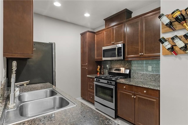 28727 Calle De La Paz Dr, Valencia, CA 91354 - photo 14