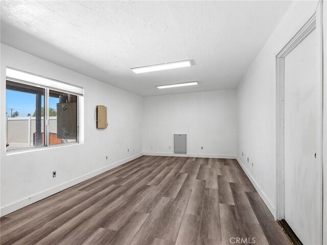 11232 Locust Ave, Hesperia, CA 92345 - photo 32