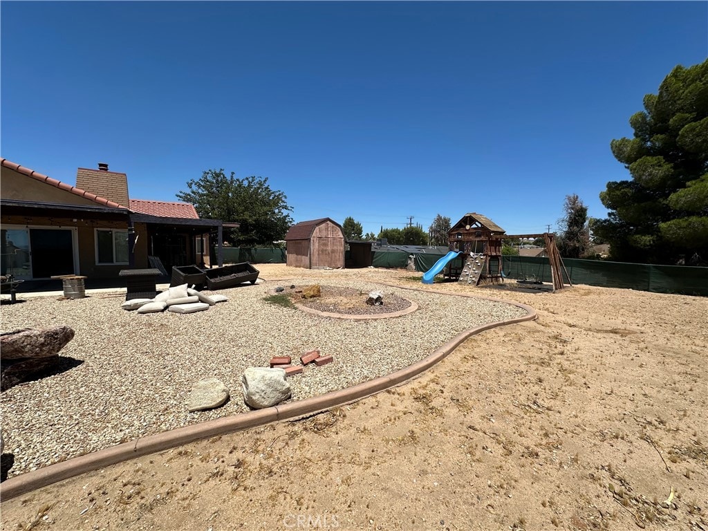 19391 Seneca Rd, Apple Valley, CA 92307 - photo 3