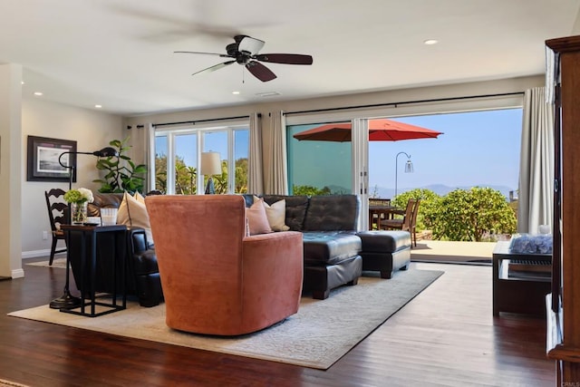 1567 Crest Dr, Encinitas, CA 92024 - photo 7