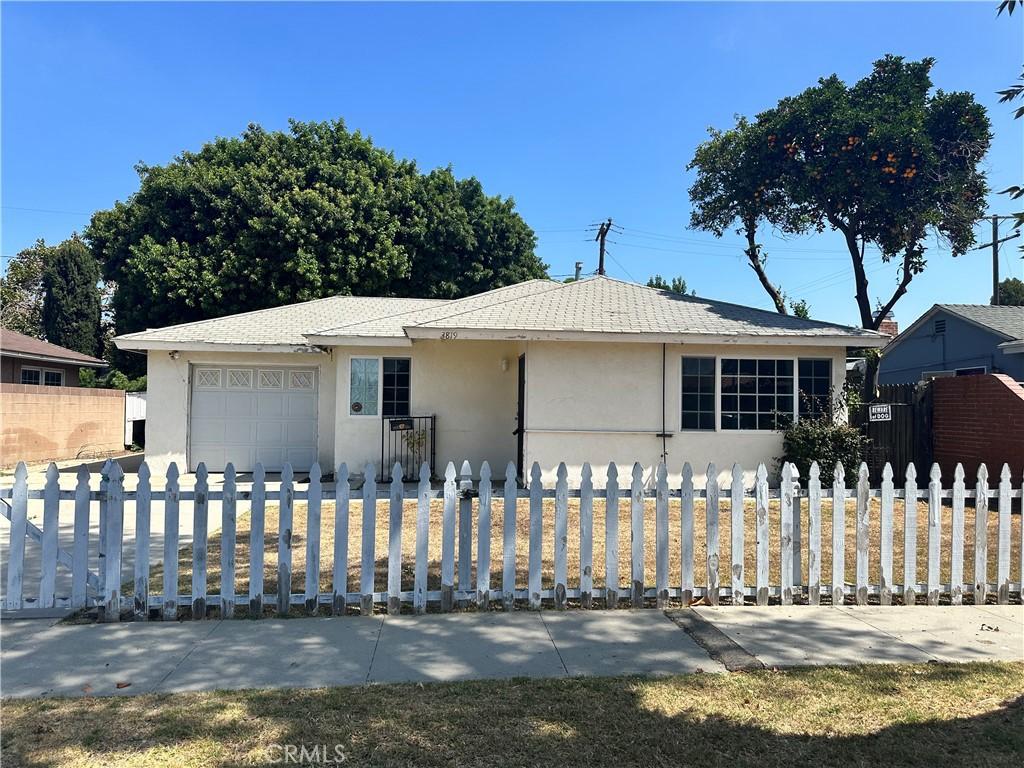 3819 E Ln Jara St, Long Beach, CA 90805 - photo 1