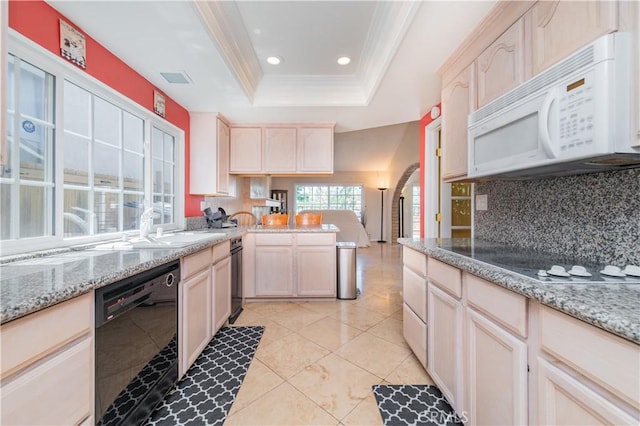 21841 Zuni Dr, Lake Forest, CA 92630 - photo 9