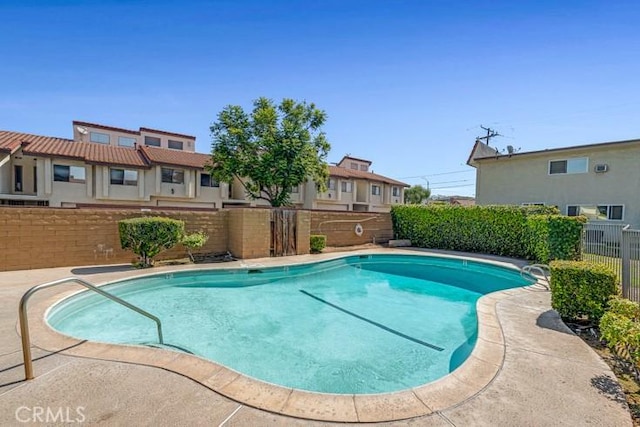 5593 Pioneer Blvd Unit 12, Whittier, CA 90601 - photo 2