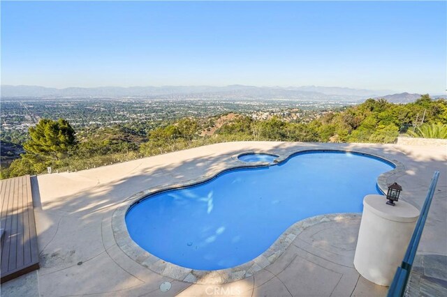 13320 Mulholland Dr, Beverly Hills, CA 90210 - photo 57