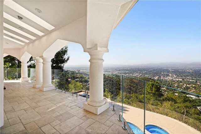 13320 Mulholland Dr, Beverly Hills, CA 90210 - photo 51