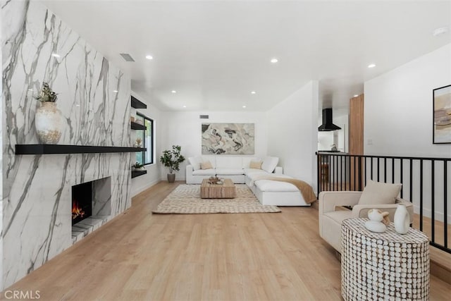 2037 Rayshire St, Thousand Oaks, CA 91362 - photo 9