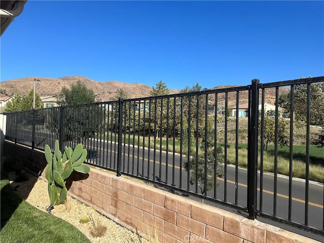 24218 Hillcrest Dr, Corona, CA 92883 - photo 26