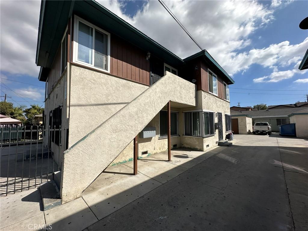 342 W Palm St, Compton, CA 90220 - photo 3
