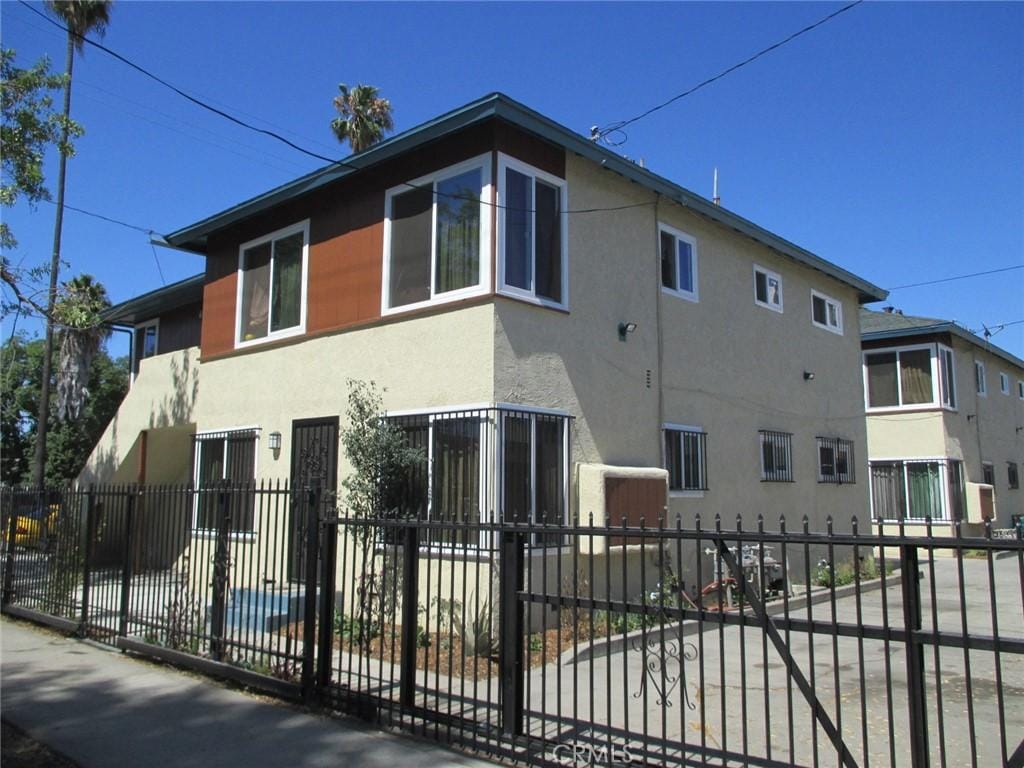 346 W Palm St, Compton, CA 90220 - photo 2