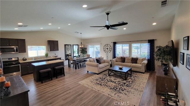 219 Tanglewood Dr, Calimesa, CA 92320 - photo 4