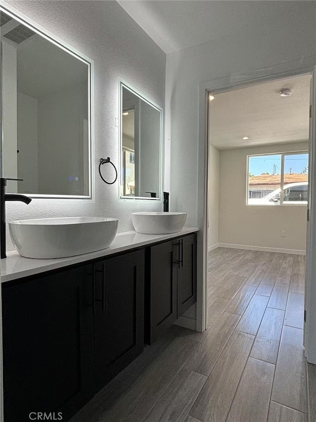 1420 W 22nd St, Los Angeles, CA 90007 - photo 9