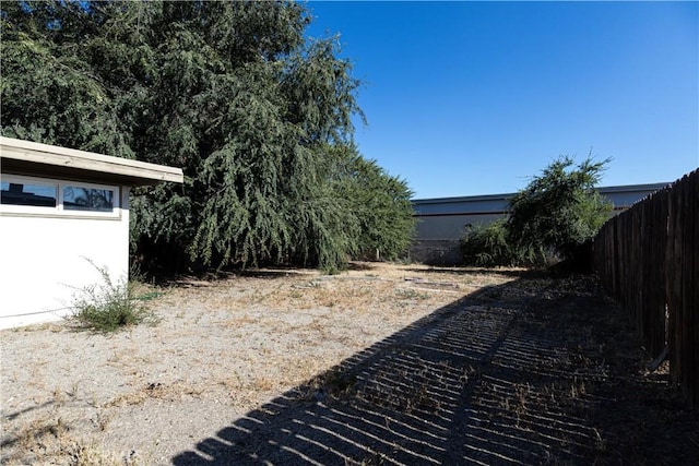 643 W Ramona Dr, Rialto, CA 92376 - photo 33