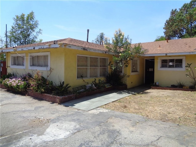 8801 Hayvenhurst Ave, North Hills, CA 91343 - photo 4
