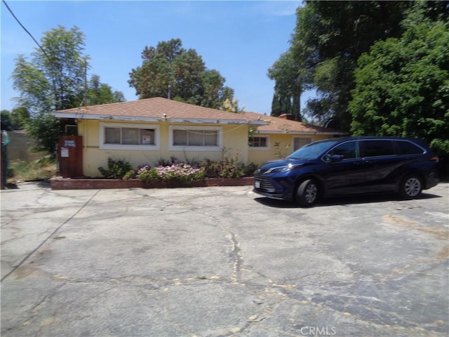 8801 Hayvenhurst Ave, North Hills, CA 91343 - photo 3