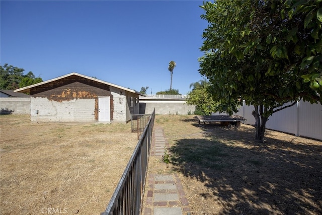 15724 Chase St, North Hills, CA 91343 - photo 42