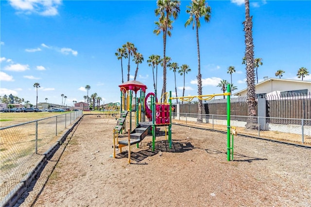 30 Camelback Ave N, Carson, CA 90745 - photo 38