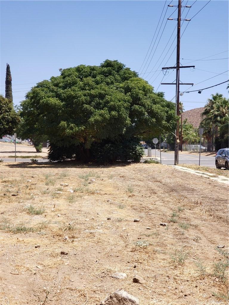 6 Main St, Lake Elsinore, CA 92530 - photo 2