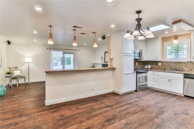 14862 Sabre Ln, Huntington Beach, CA 92647 - photo 8