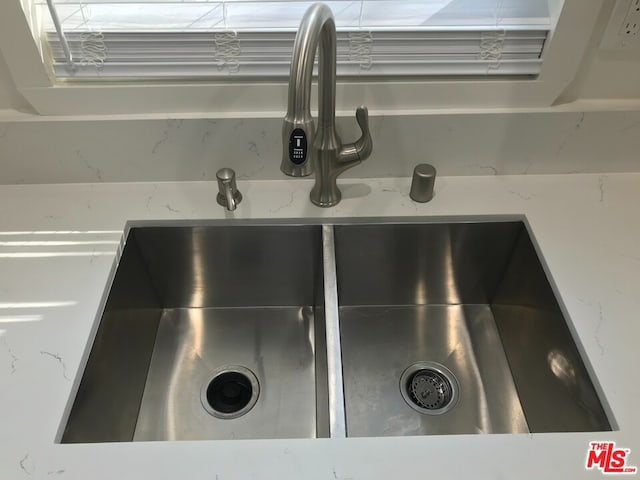 interior details featuring sink