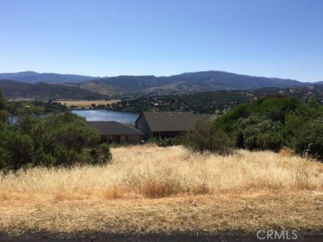 Listing photo 2 for 17063 Squirrelhill Rd, Hidden Valley Lake CA 95467