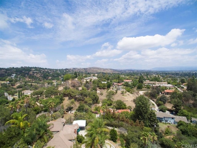 Listing photo 2 for 1601 N Walnut St, La Habra Heights CA 90631