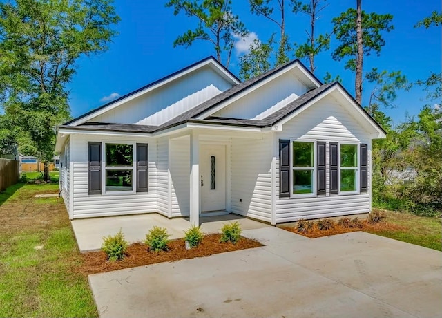 view of front of home