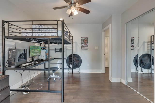 2414 Glenshire Ln, Tallahassee, FL 32308 - bedroom featuring wood finished floors and baseboards