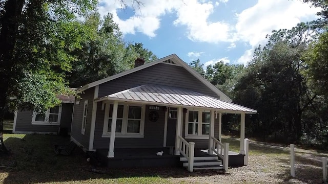 view of front of house with a porch