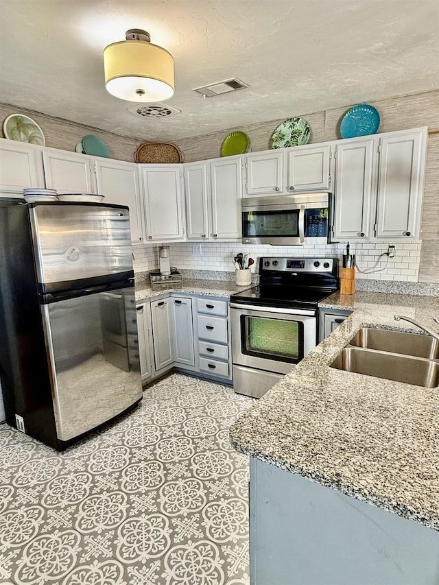 2521 Florida Ave, Lanark Village, FL 32323 - photo 10