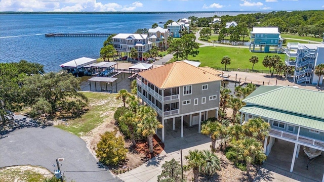 bird's eye view featuring a water view