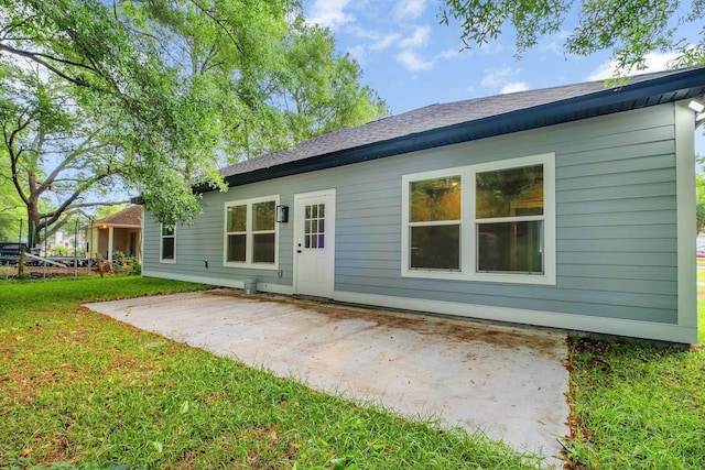 279 Ayers Ct, Tallahassee, FL 32305 - rear view of property featuring a patio and a yard