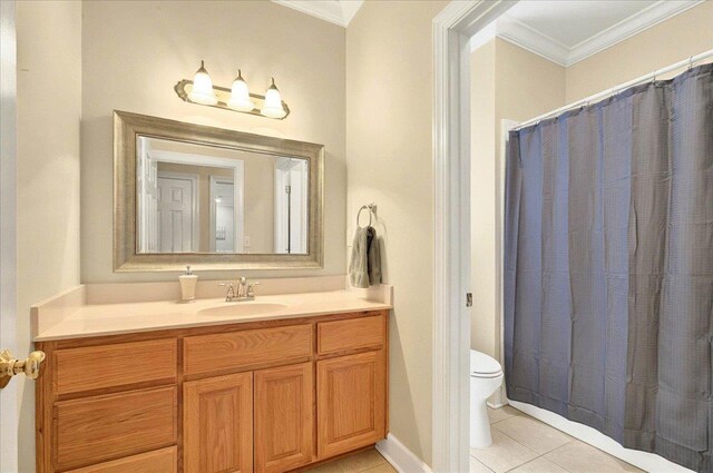 9078 Shoal Creek Dr, Tallahassee, FL 32312 - full bath featuring toilet, crown molding, tile patterned flooring, vanity, and a shower with curtain